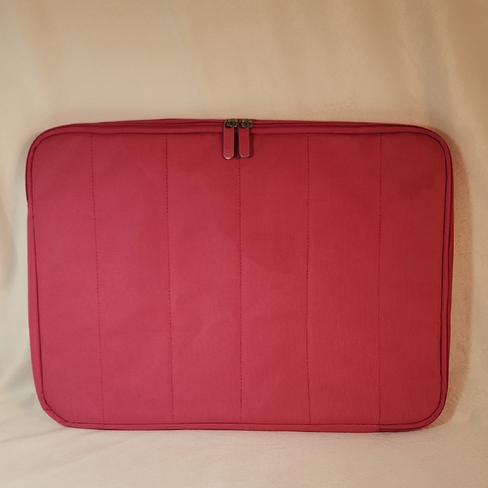 Bright Pink Padded Laptop Sleeve